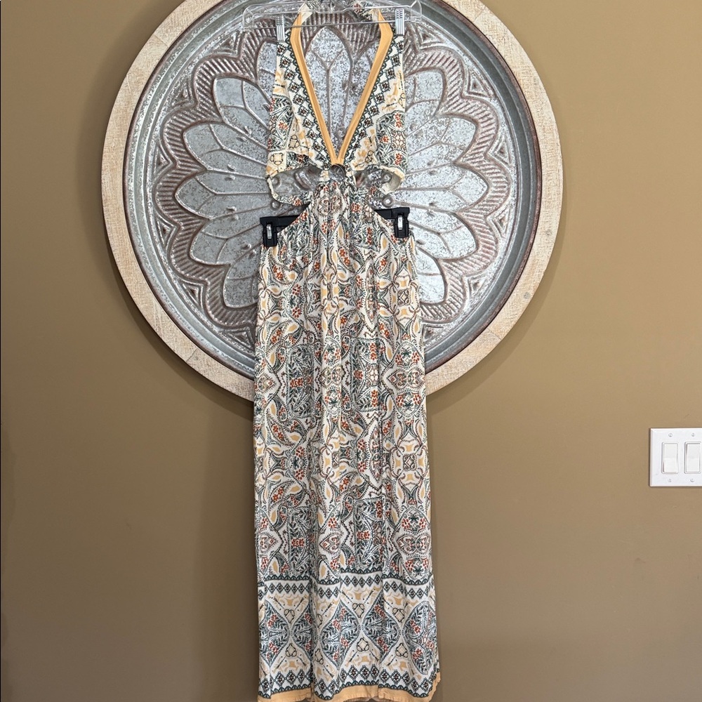 ILLA ILLA Elegant Blue Yellow Cream Backless Haltered Bohemian Maxi Dress